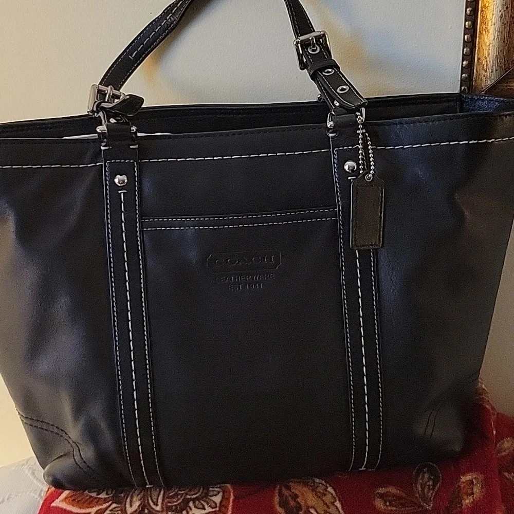 Coach Bag black leather tote
